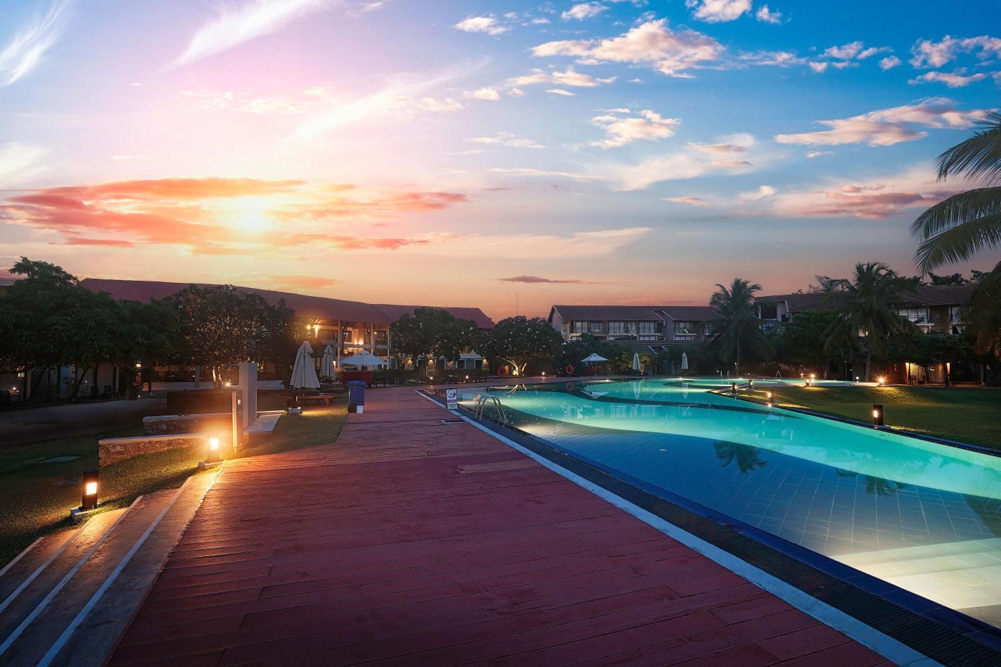 The Calm Resort & Spa Passikudah Luaran gambar